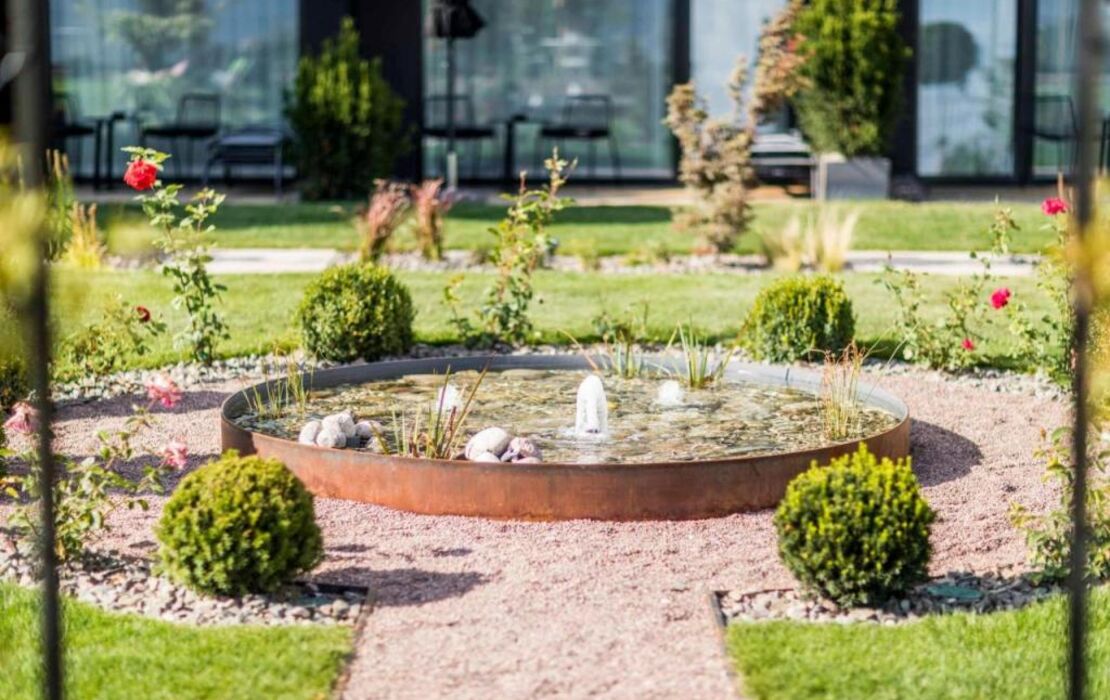 Gloriette Guesthouse Hotel & Restaurant