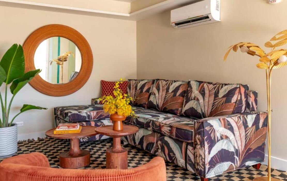 Wayfinder Waikiki - Voted Top 10 Best Hotels in Hawaii!