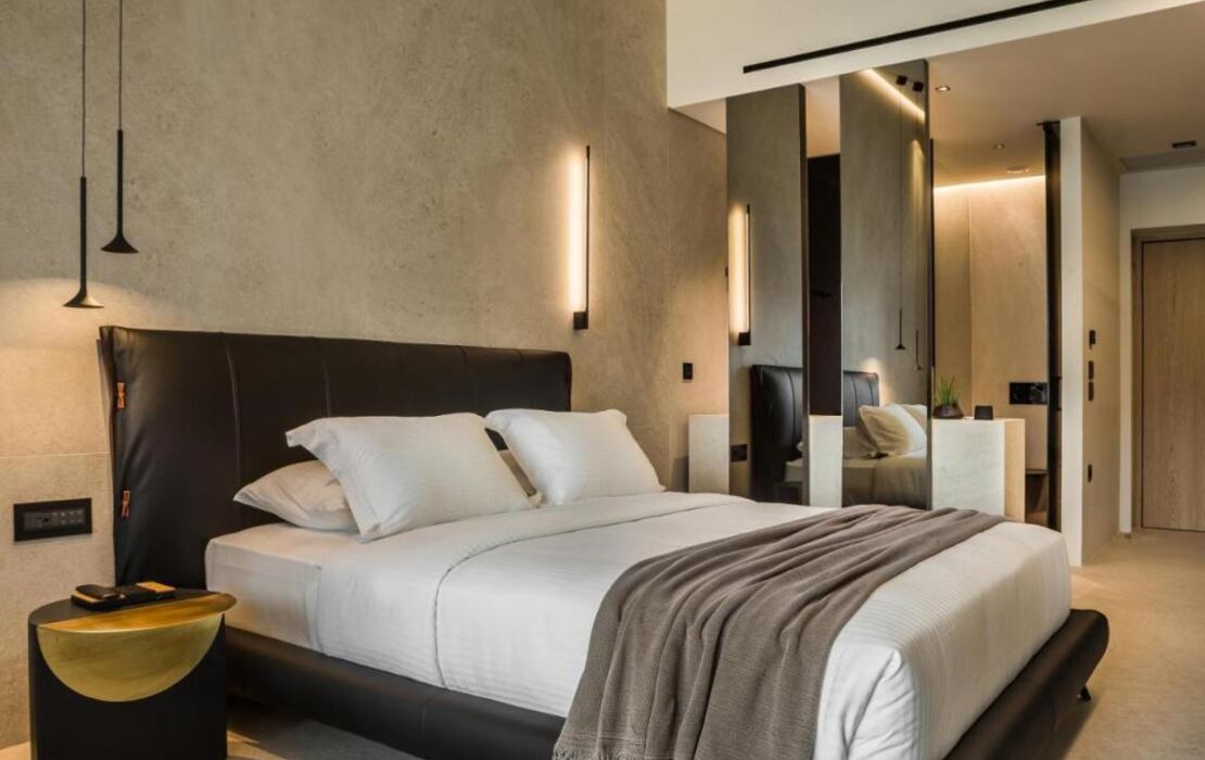 Canale Hotel & Suites