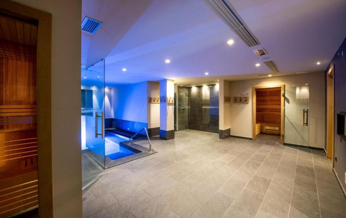 Design & Suite Hotel Ciarnadoi