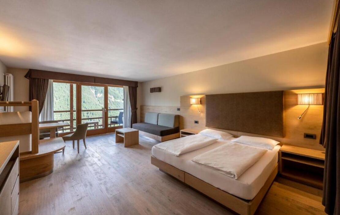 Design & Suite Hotel Ciarnadoi