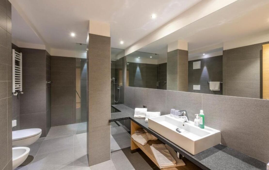 Design & Suite Hotel Ciarnadoi