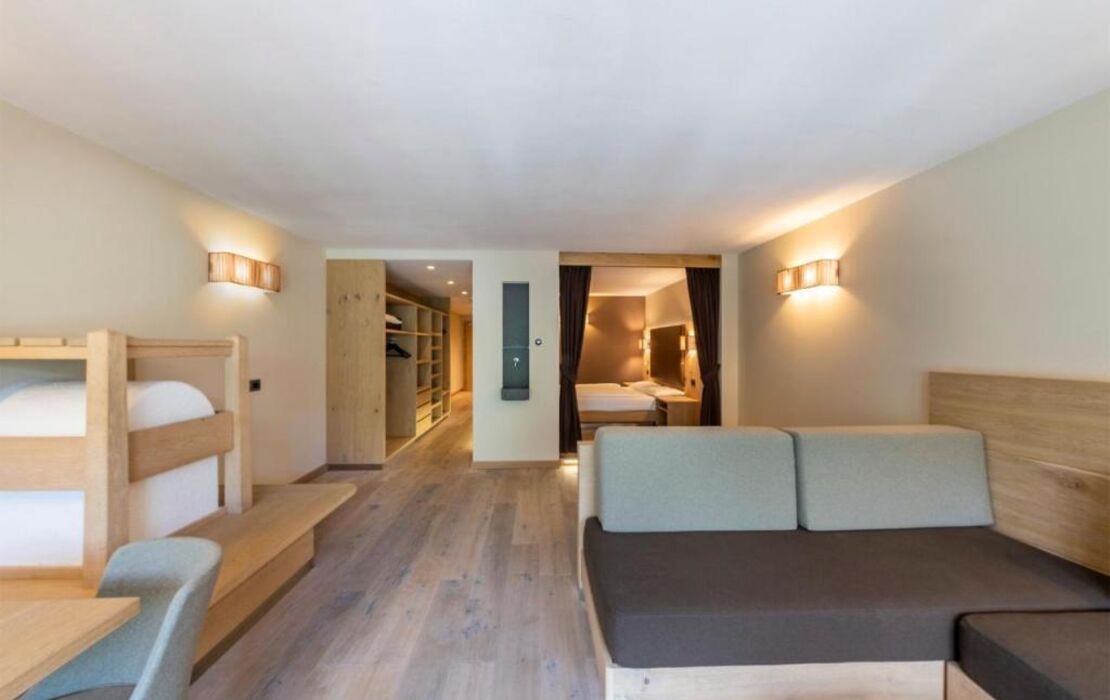 Design & Suite Hotel Ciarnadoi