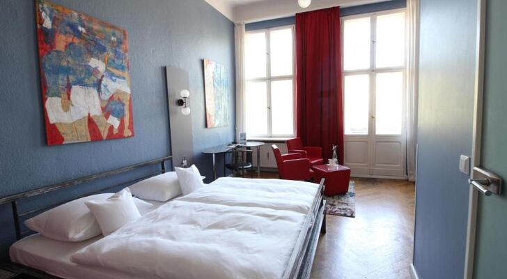 ArtHotel Connection