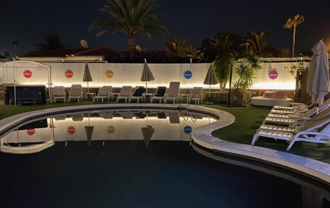 Rainbow Golf Bungalows, Gay Men-only Resort