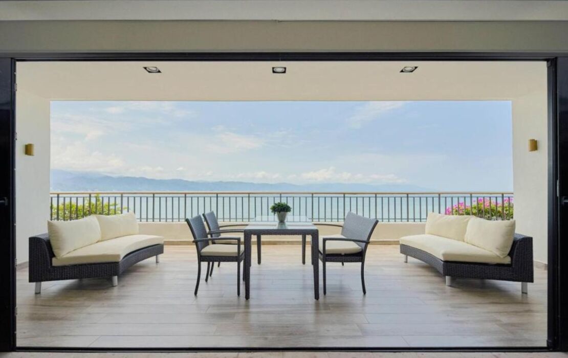 Marriott Puerto Vallarta Resort & Spa