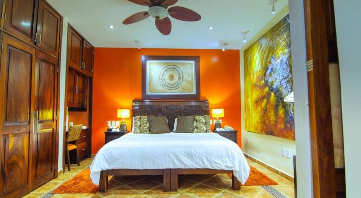 Casa Cupula LGBT Luxury Resort