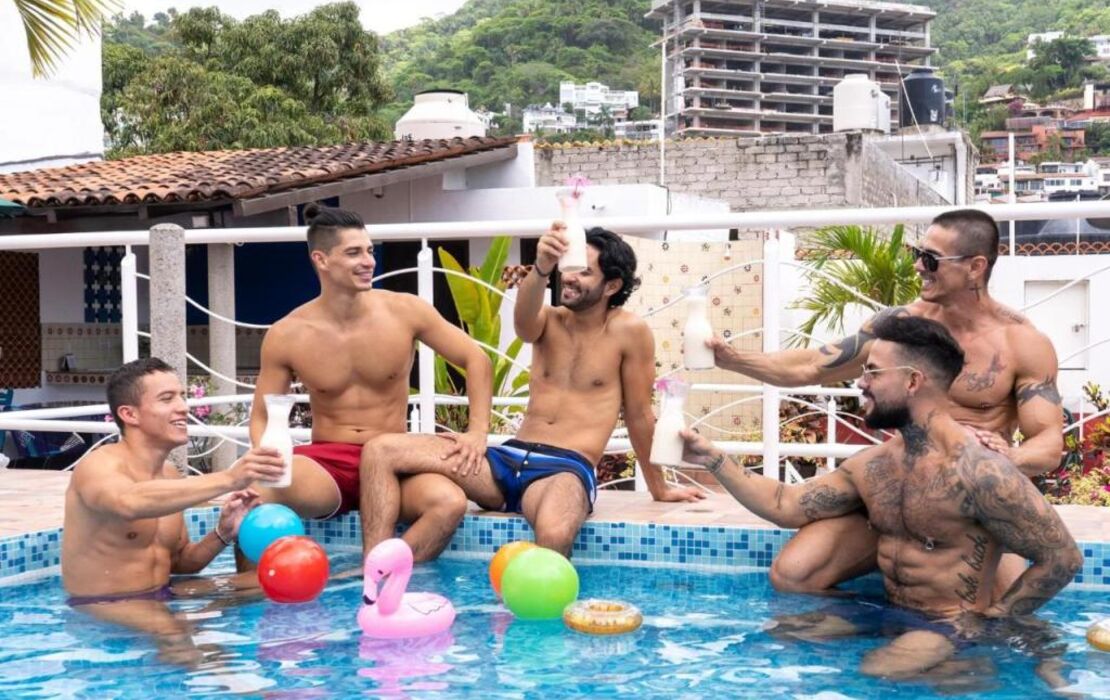 La Iguana Vallarta LGBT ADULTS ONLY - Romantic Zone - Party Clubbing Street