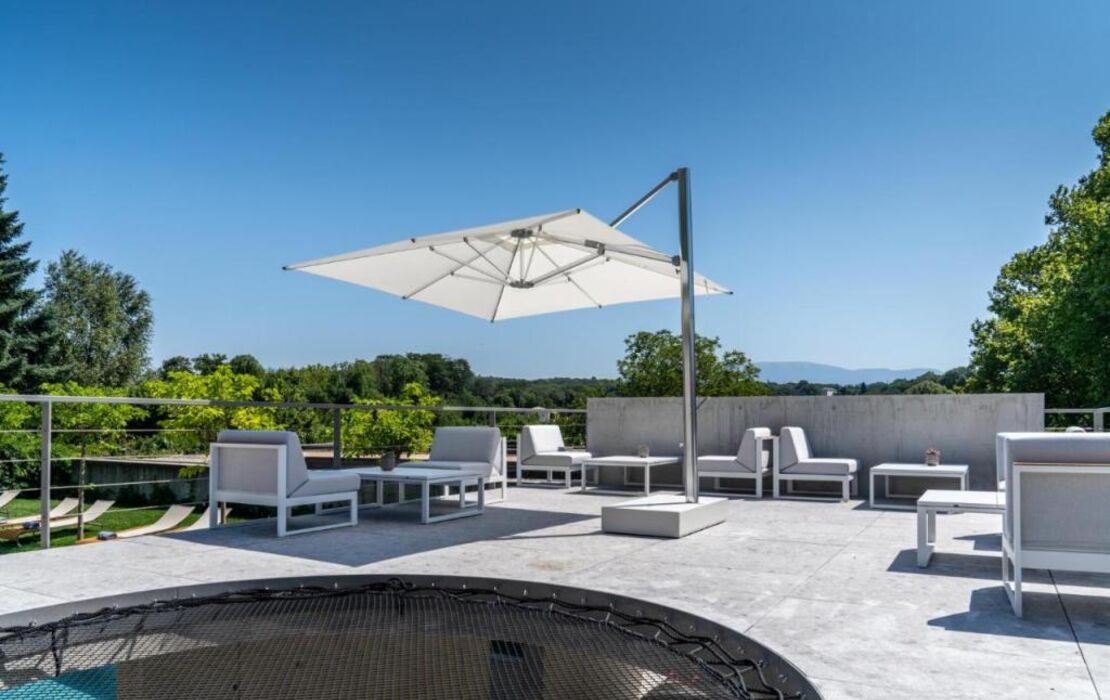 Le Pavillon M, Piscine et Spa au pied du château, Petit-Déjeuner inclus, Parking privé