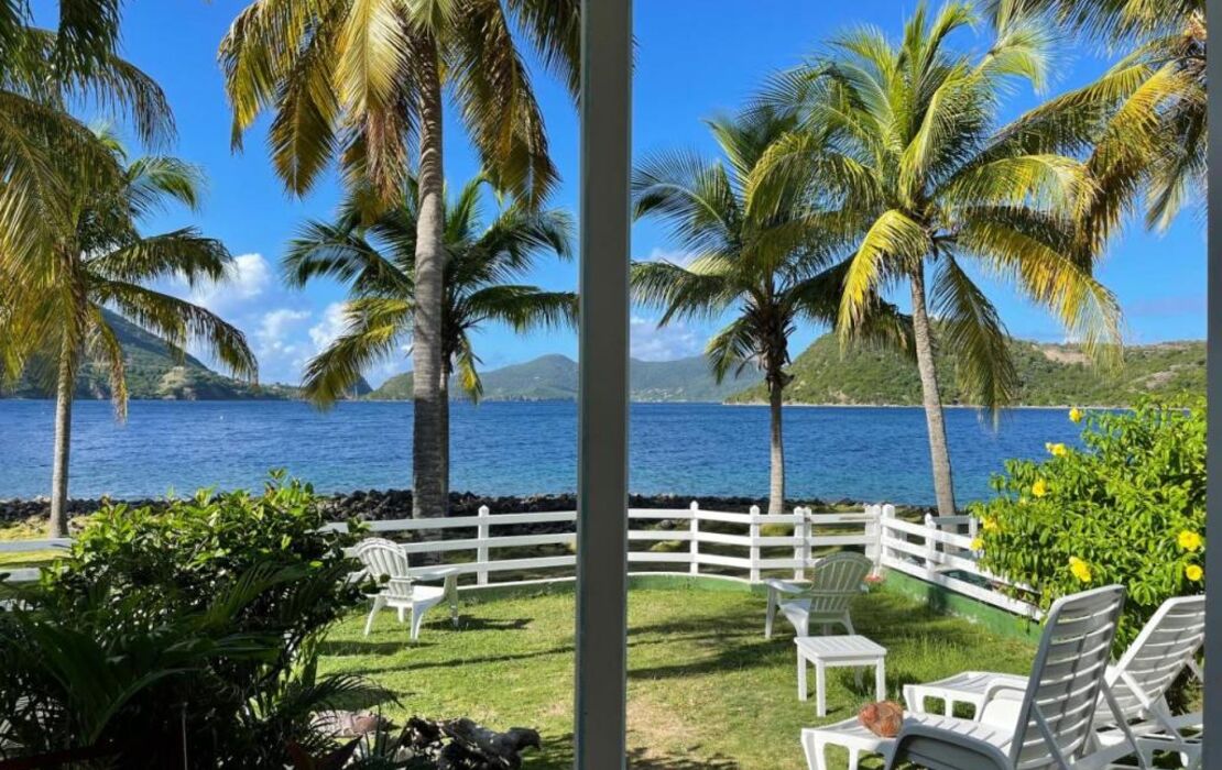 Blue Lagoon, cottage les pieds dans l eau
