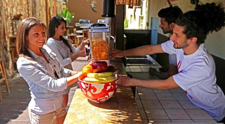 Banana Bungalow Hollywood Hotel & Hostel