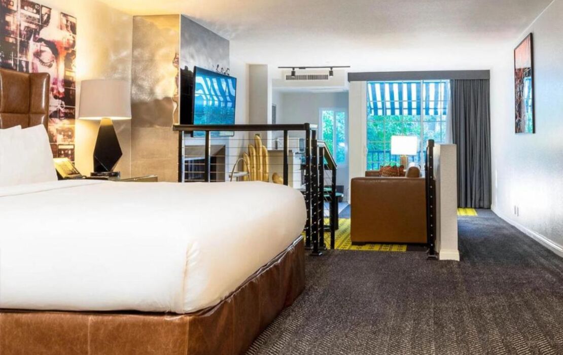 Montrose at Beverly Hills