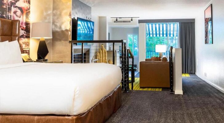 Montrose at Beverly Hills