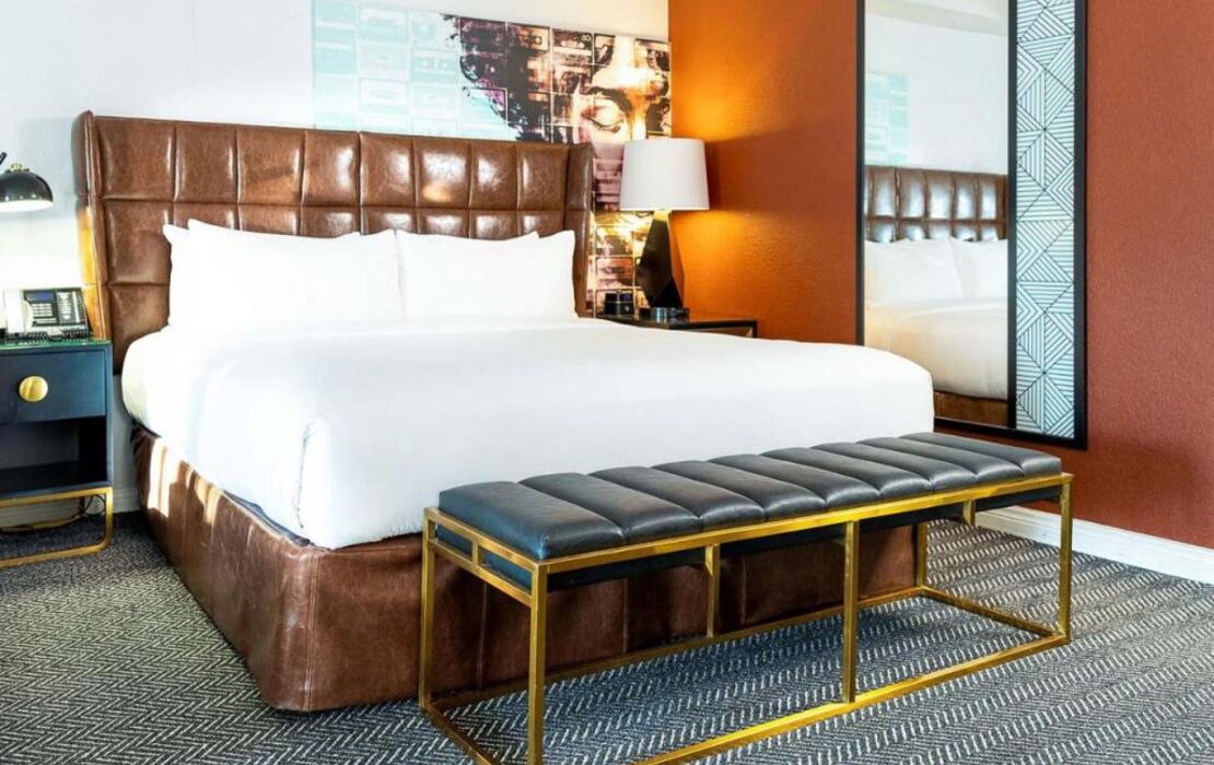 Montrose at Beverly Hills