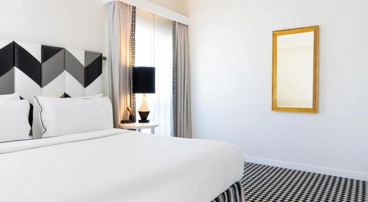 Chamberlain West Hollywood