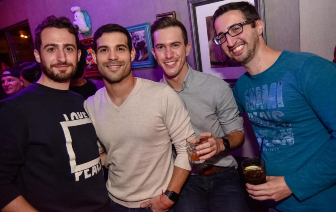 Hotel Gaythering - Gay Hotel - All Adults Welcome