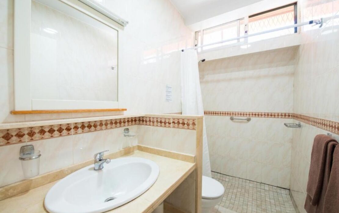 Bungalows Artemisa Gay Men Only