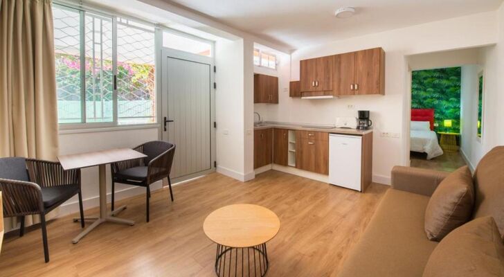 Bungalows Artemisa Gay Men Only