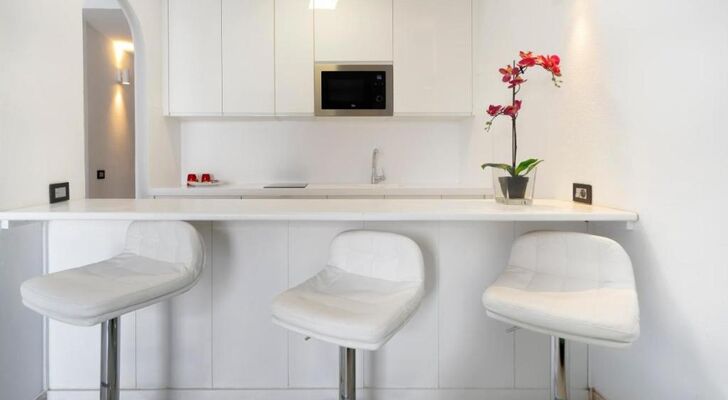 Vista Bonita - Gay and Lesbian Only Resort