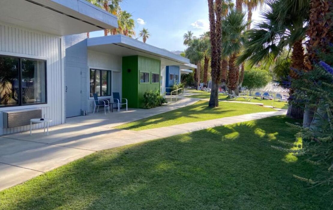 CCBC Resort Hotel - A Gay Men's Resort