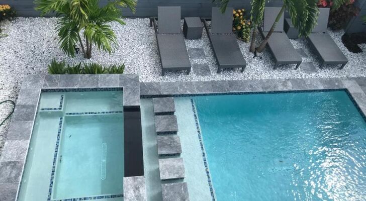 CASA HERMÈS Wilton Manor - Gay Guesthouse