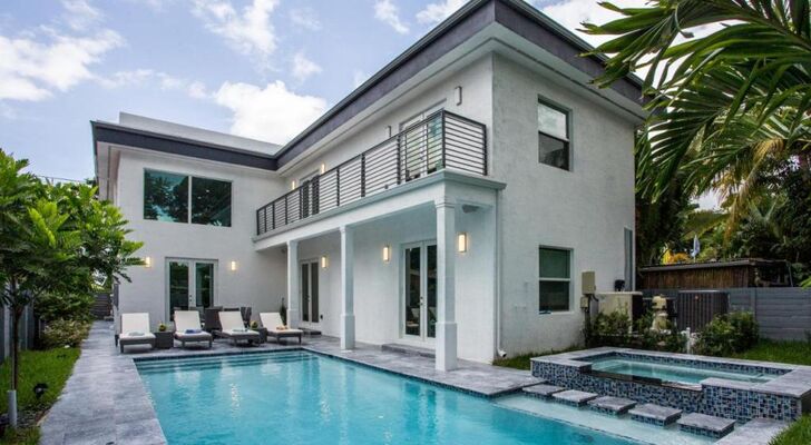 CASA HERMÈS Wilton Manor - Gay Guesthouse