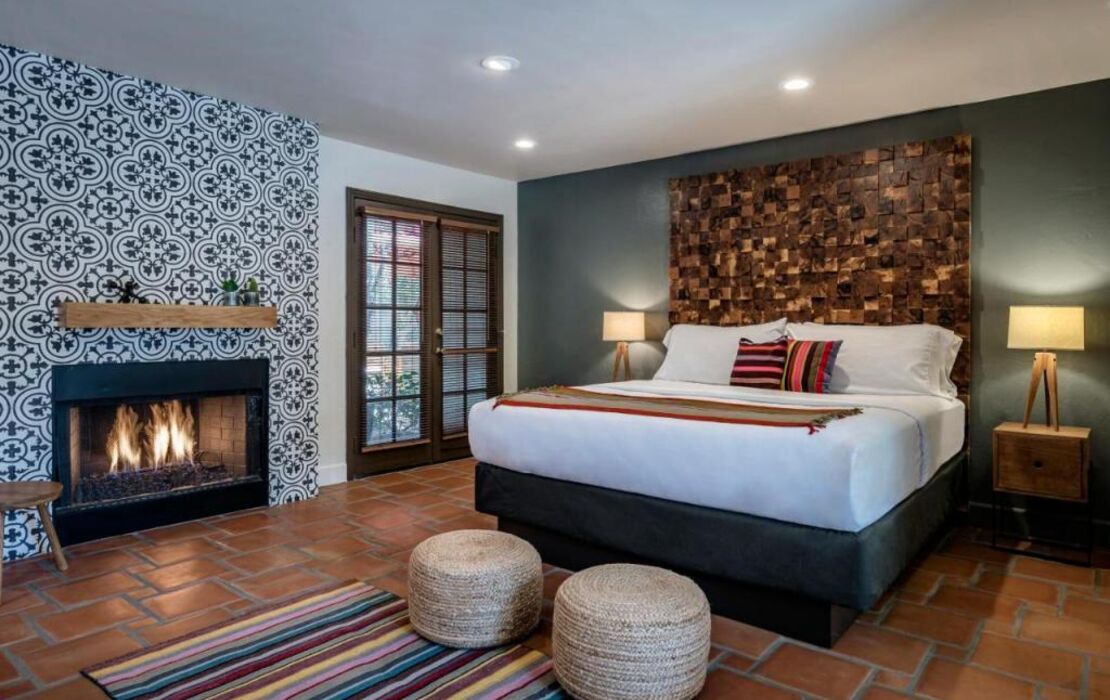 Santiago Resort - Palm Springs Premier Gay Men’s Resort