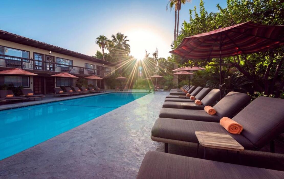 Santiago Resort - Palm Springs Premier Gay Men’s Resort