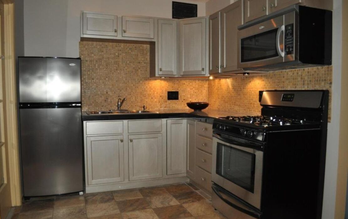 Vista Grande Resort - A Gay Men's Resort