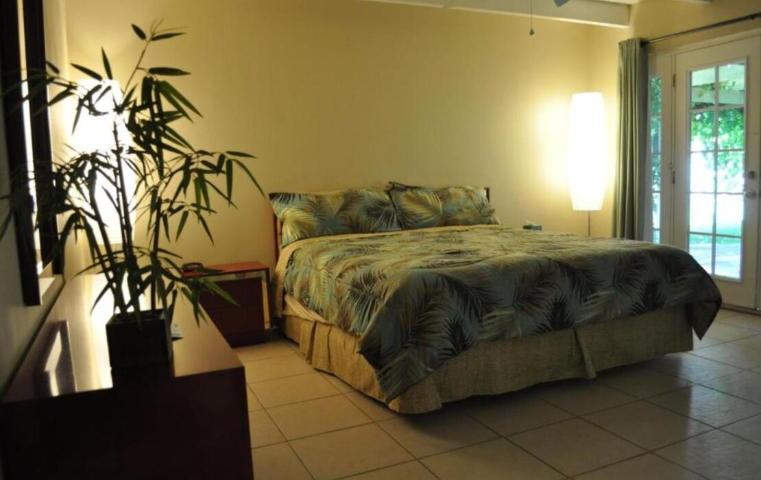 Vista Grande Resort - A Gay Men's Resort