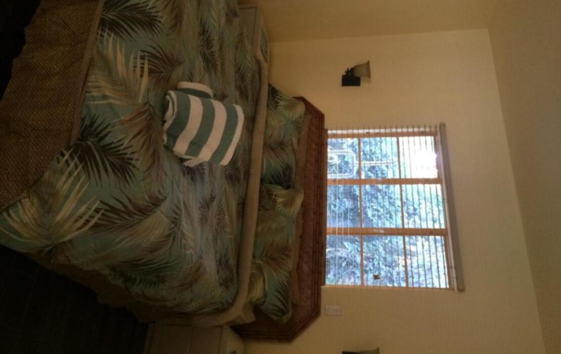 Vista Grande Resort - A Gay Men's Resort