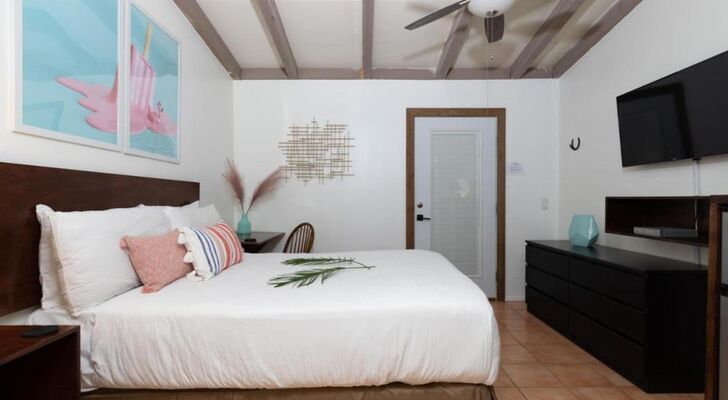 Float Palm Springs - Adults Only