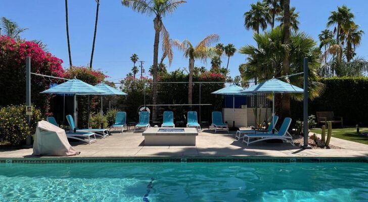 Desert Paradise - A Men's Clothing Optional Resort