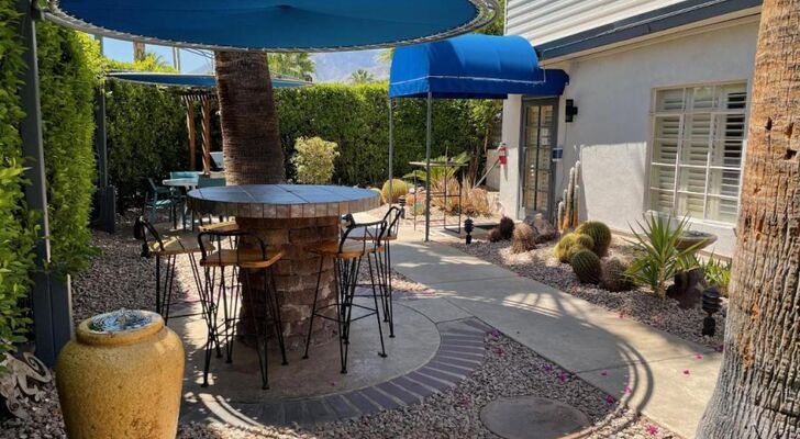 Desert Paradise - A Men's Clothing Optional Resort