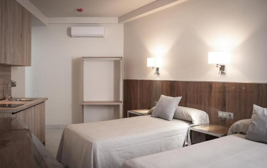 Apartamentos Buendia Suites - Torremolinos Centro