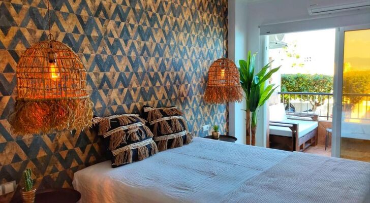 New Fabulous Beachfront