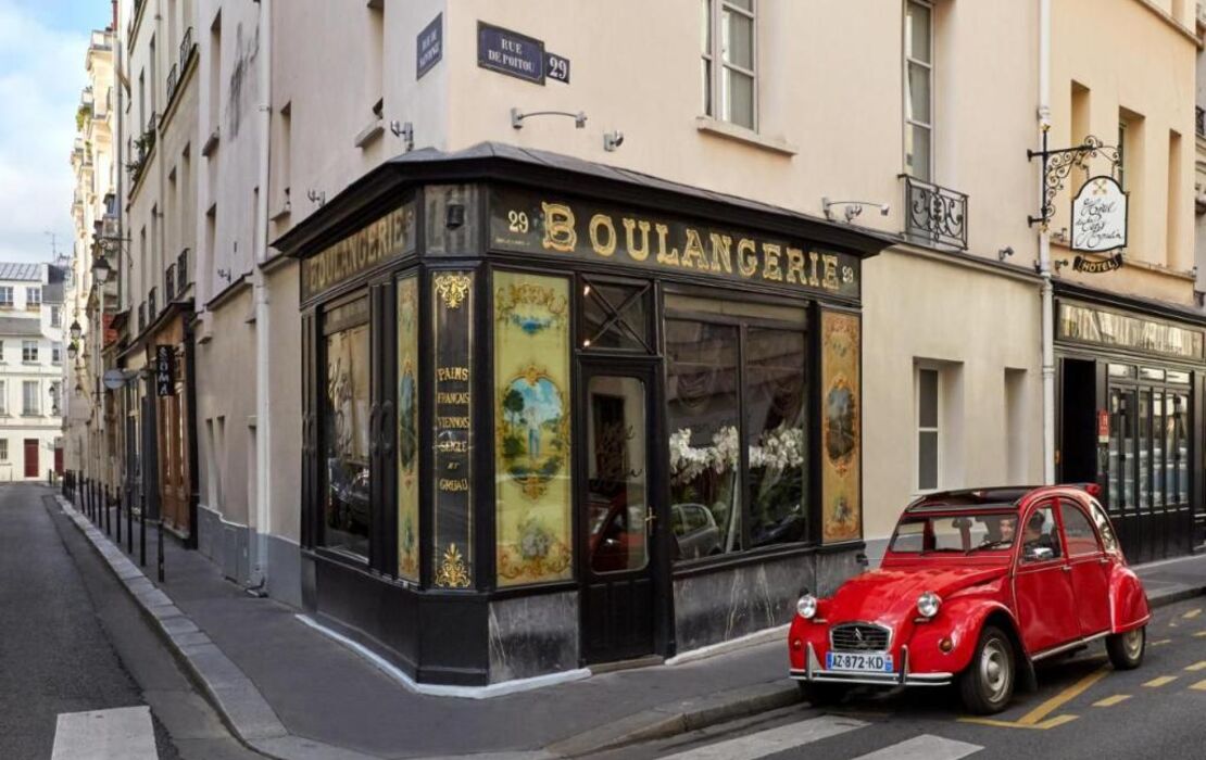 Hôtel du Petit Moulin, Haute Couture hotel by Lacroix