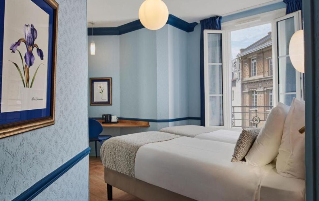 Hotel de Neuve by Happyculture