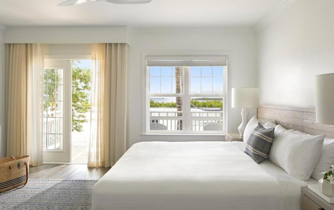 Parrot Key Hotel & Villas