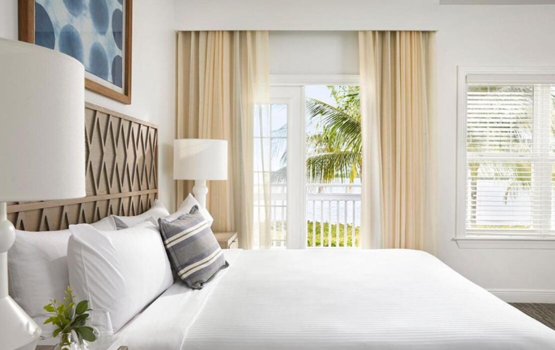 Parrot Key Hotel & Villas