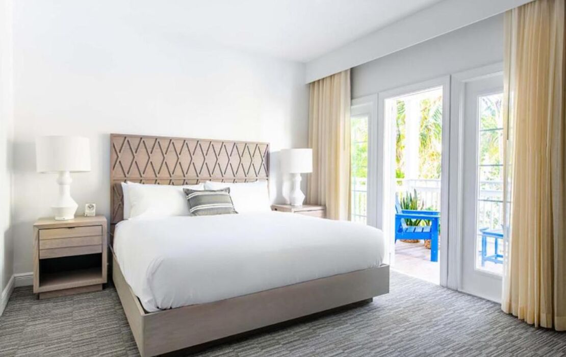 Parrot Key Hotel & Villas