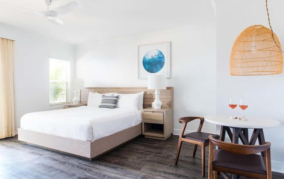 Parrot Key Hotel & Villas