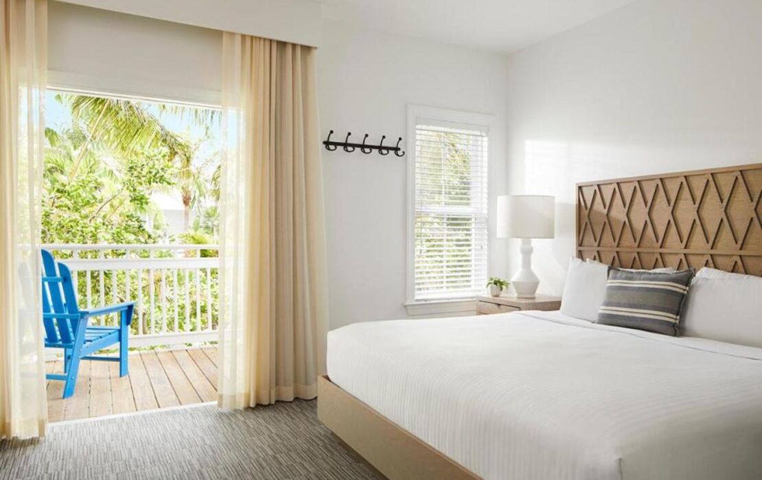 Parrot Key Hotel & Villas