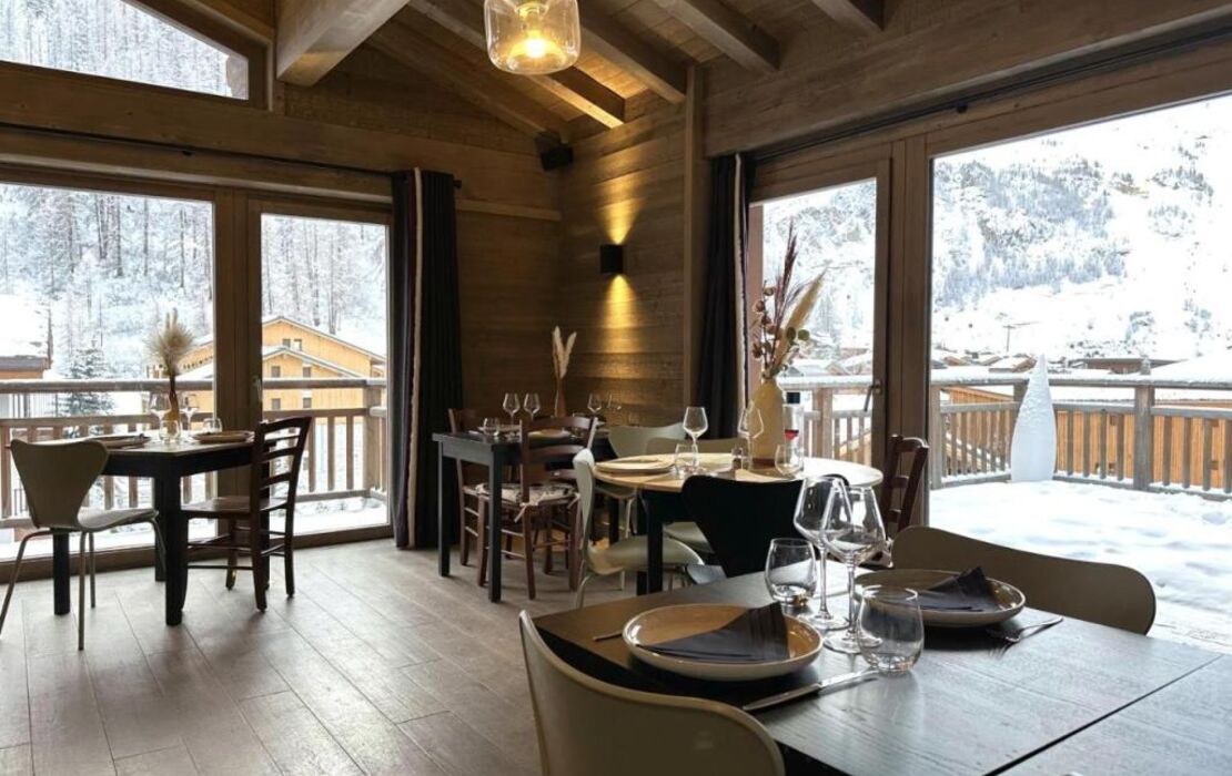 Victoria Lodge, Friendly Hotel