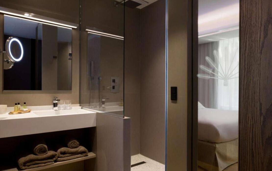 Hotel L'Arbre Voyageur - LILLE