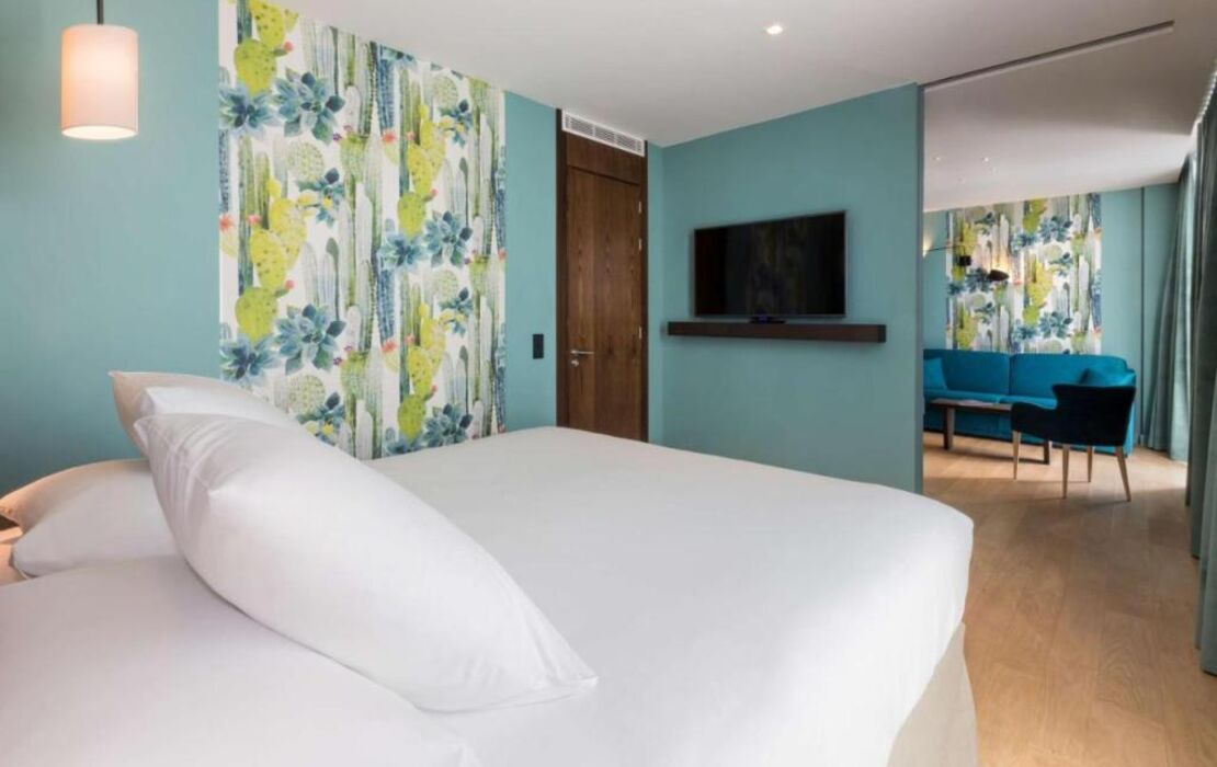 Hotel L'Arbre Voyageur - LILLE