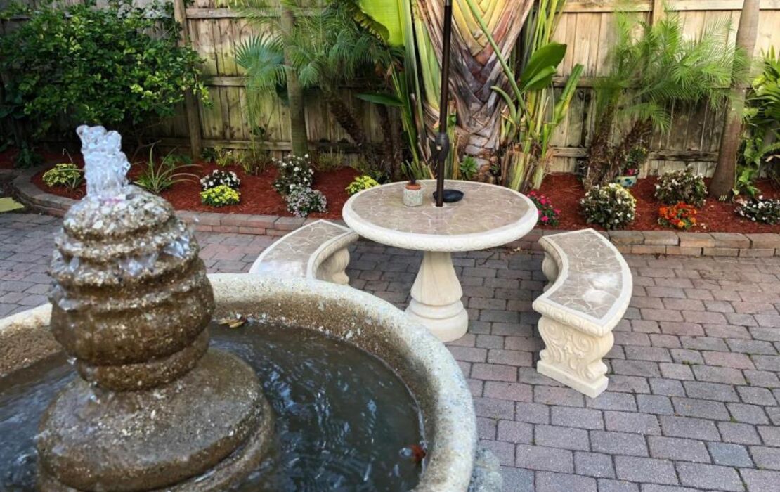 Calypso Inn Wilton Gay Male Resort