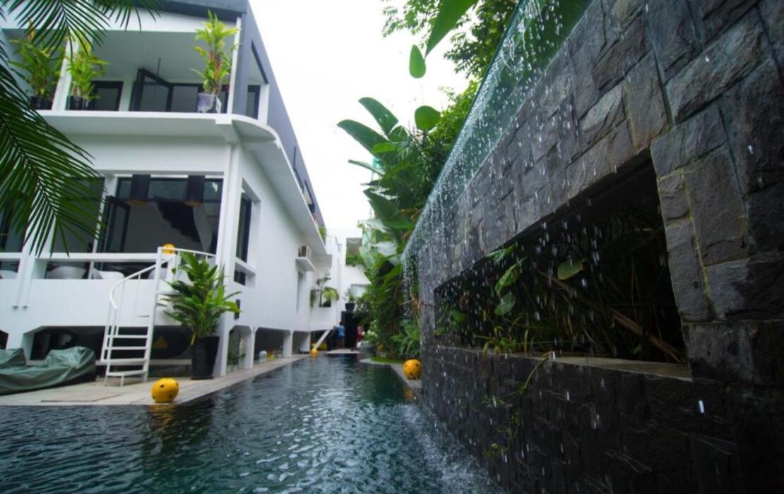 Arthur & Paul (Men Only Hotel)