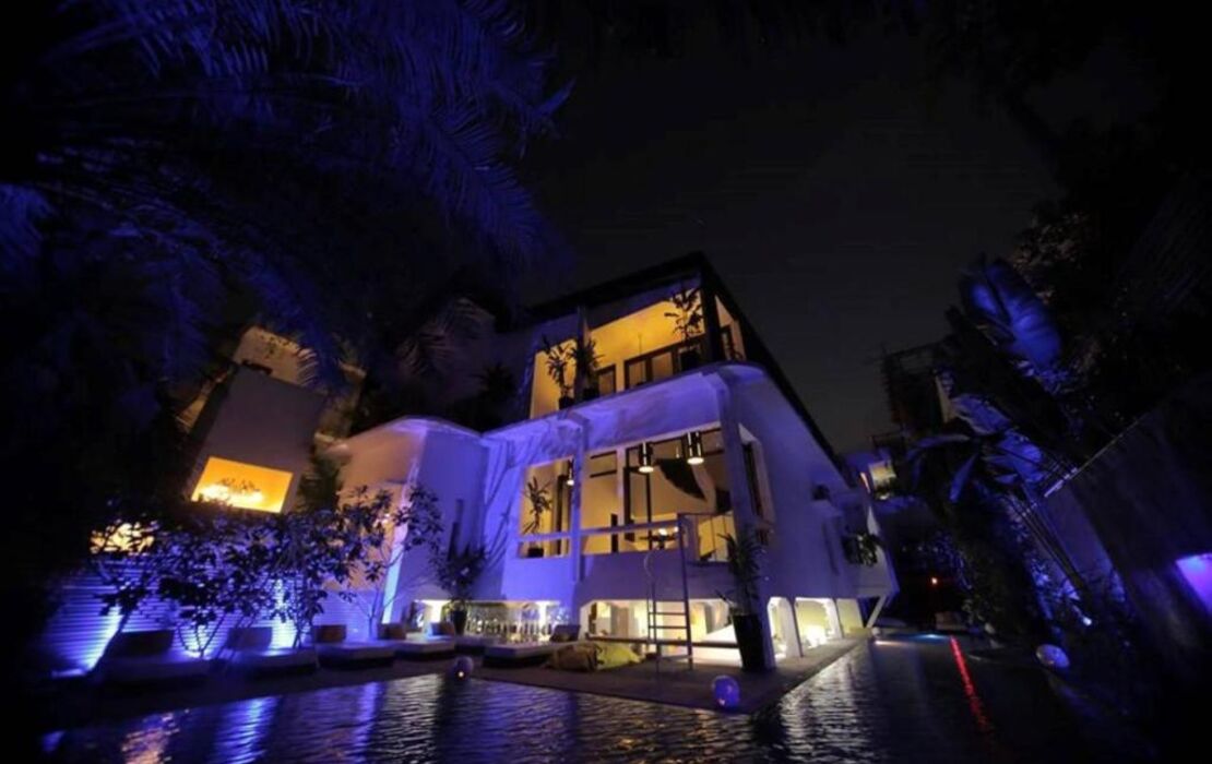 Arthur & Paul (Men Only Hotel)