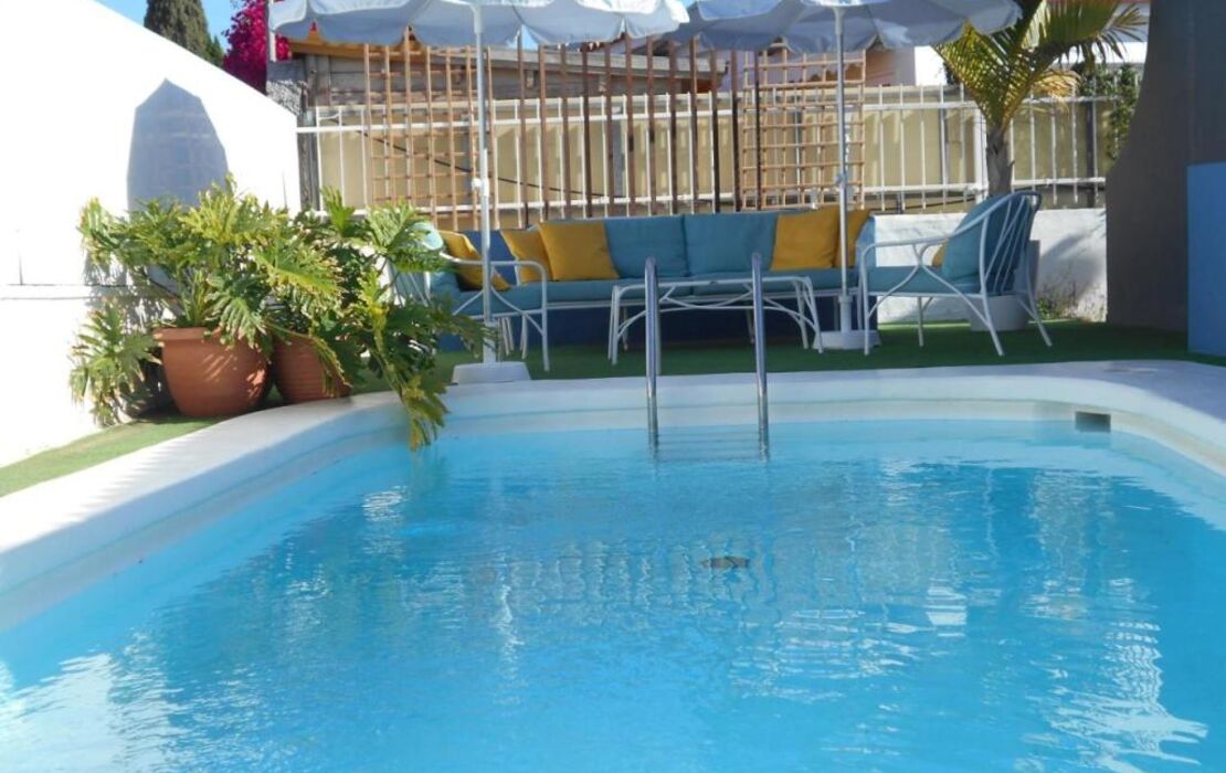 Beach Boys Resort Men Only solo hombres